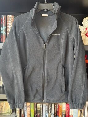 Columbia Black Women's Lightweight Full-Zip Fleece Jacket